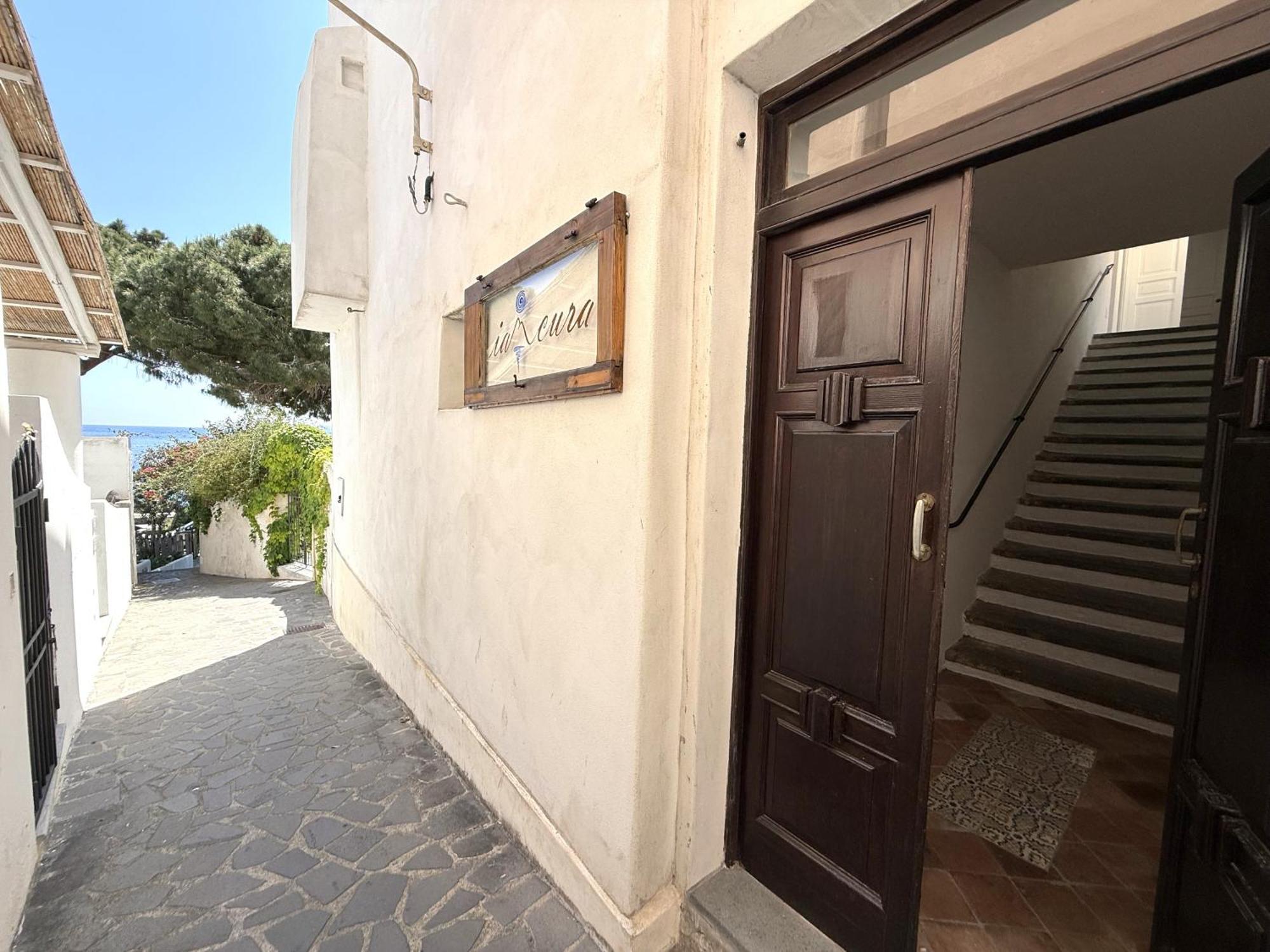 Iancura - B&B Di Design A Salina Santa Marina Salina Eksteriør bilde